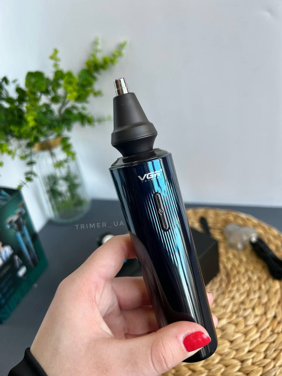 Прев'ю: Електробритва роторна VGR Proffesinal 3 in 1 Grooming Kit