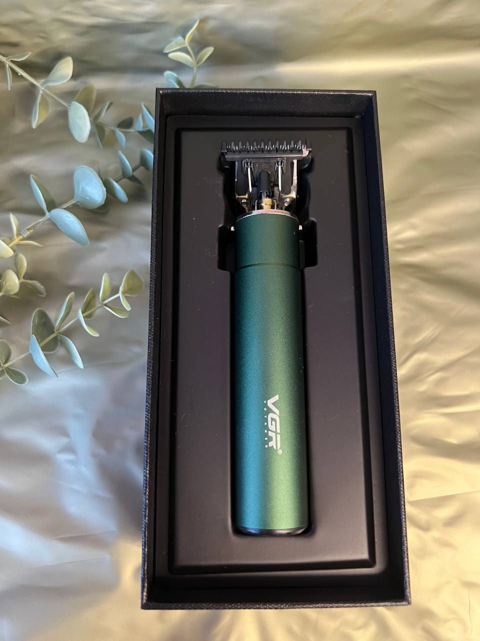 Прев'ю: Професійний триммер VGR Professional Hair Trimmer V-186 Dark Green (V-186-Green)