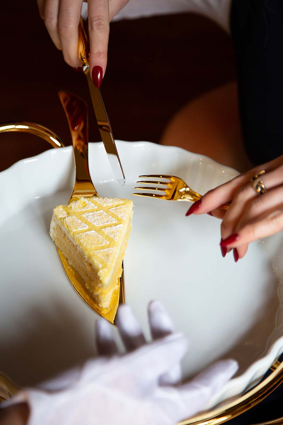 Zanetto cake server, knife and fork in gold plated finish