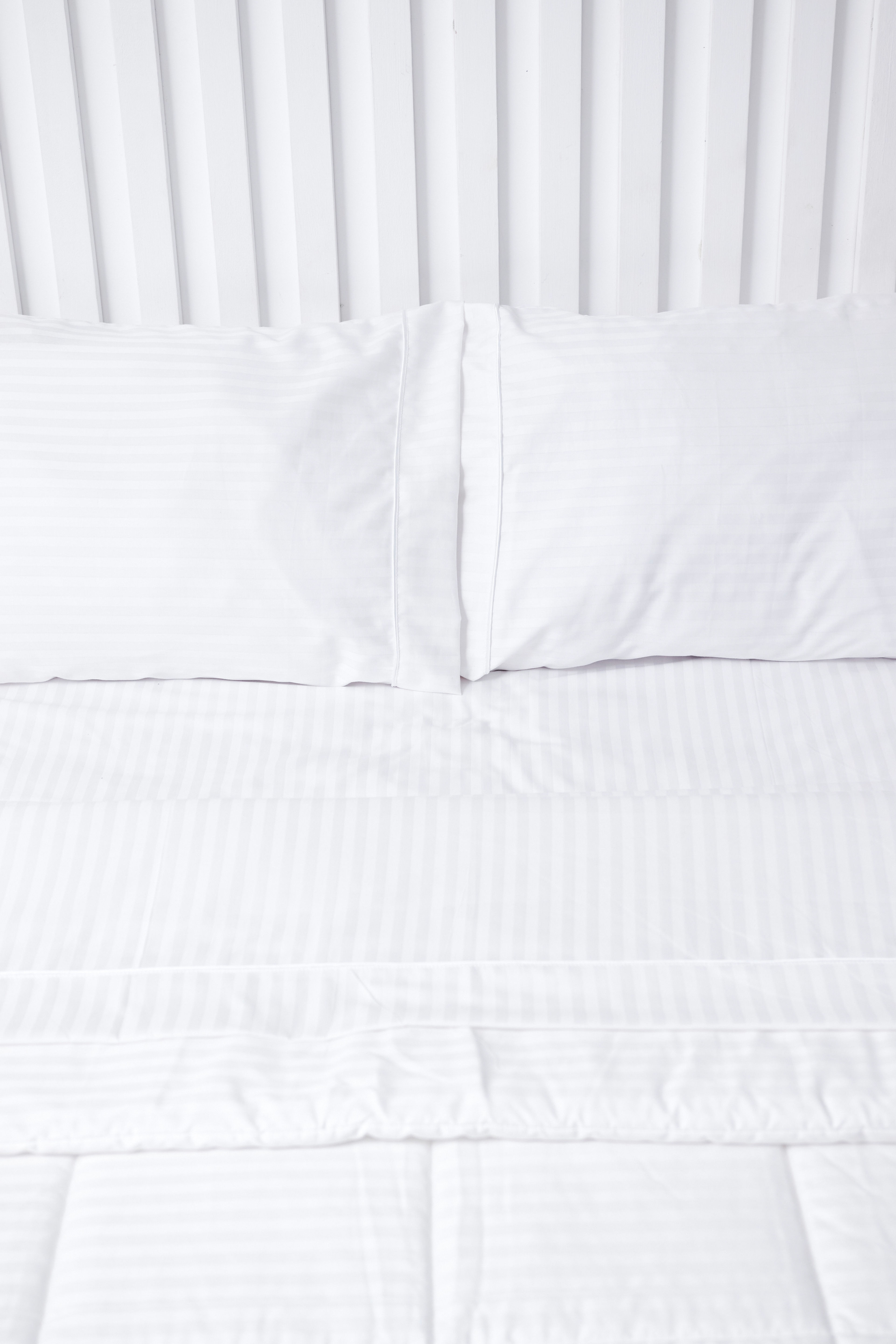 Set de sábanas Blanco satinado 250 hilos King Cobitex 100% algodón