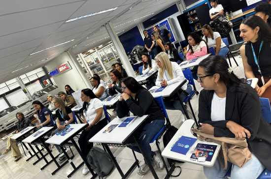 SINDIREPA-SP promove palestras técnicas para mulheres na reparação automotiva