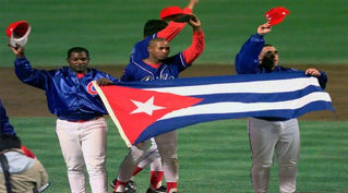 Beisbolistas cubanos pueden ser contratados en las Grandes Ligas
