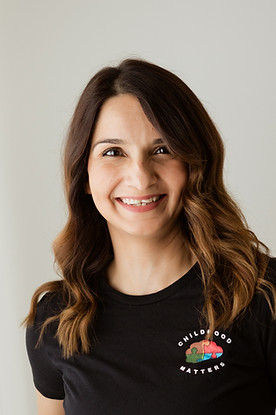 ShaleenaTEAMheadshot_40x_square.jpg
