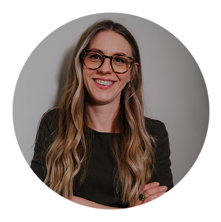 doula and antenatal educator smiling wearing glasses 