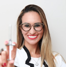 Fernanda-Chaves-300x219-min.png