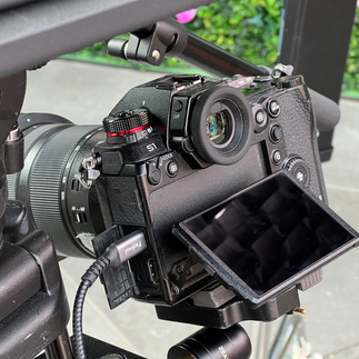 Lumix S1 with 24-105mm Lens on tripod