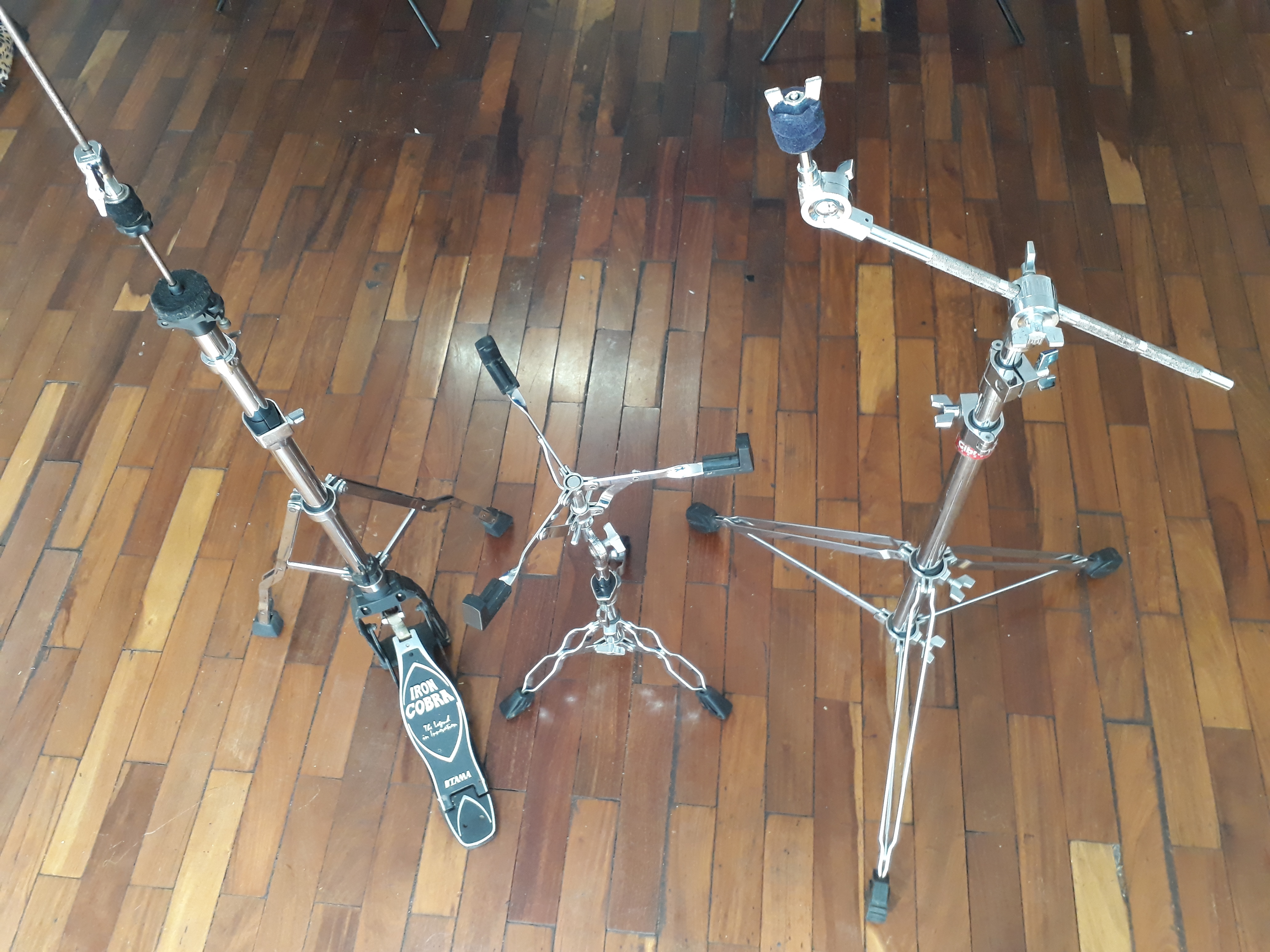 Kit de ferragens (Premium)