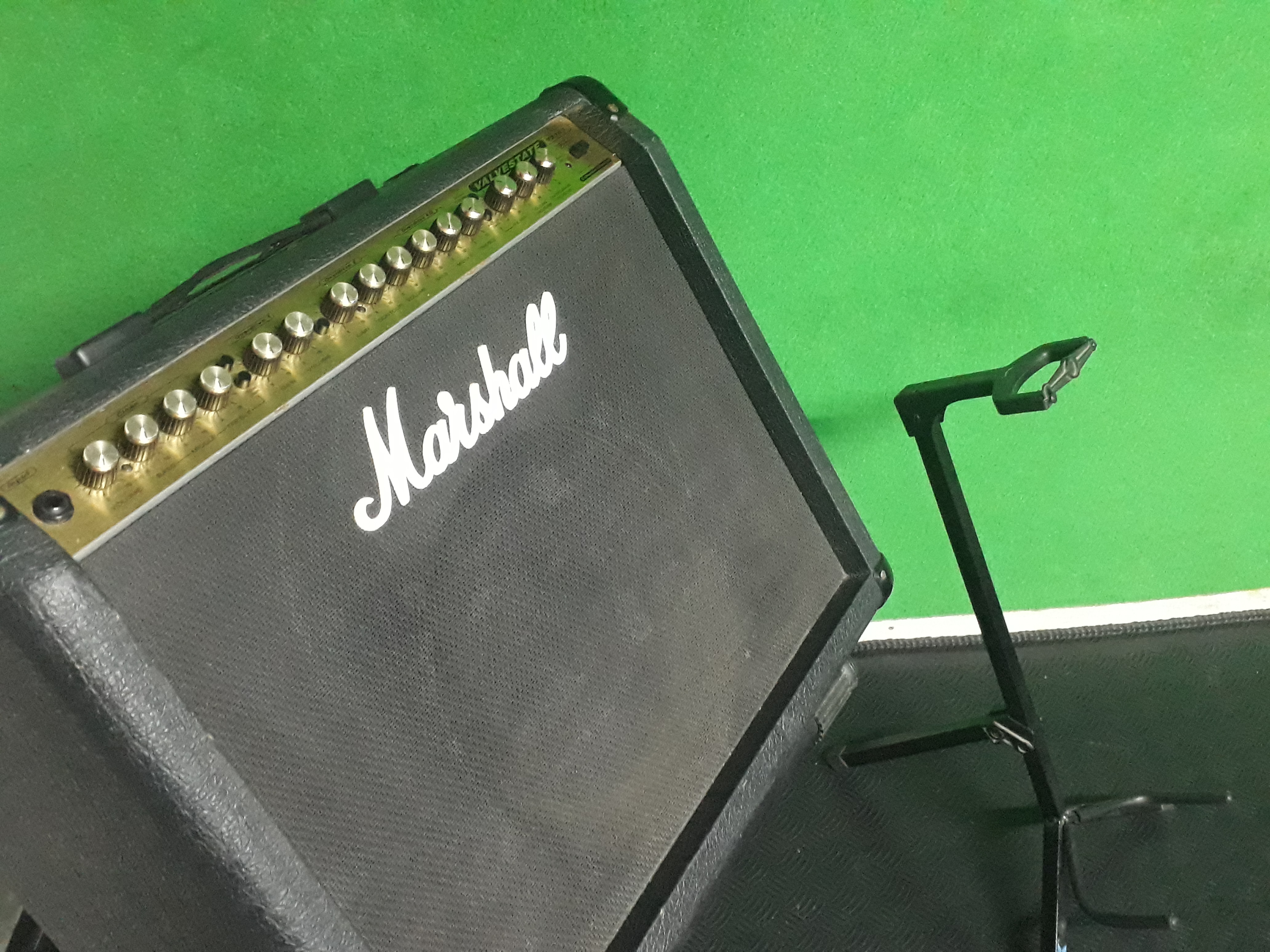 Sala G (2.019) ampli de guitarra