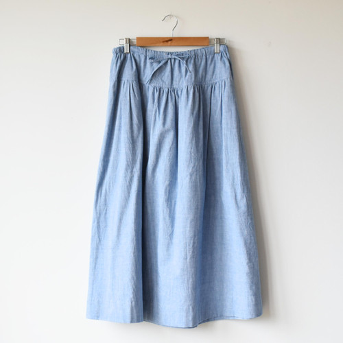 fruits of life シャンブレギャザー スカート ブルー Season off：シャンブレーギャザースカート | EACH OF LIFE ONLINE
