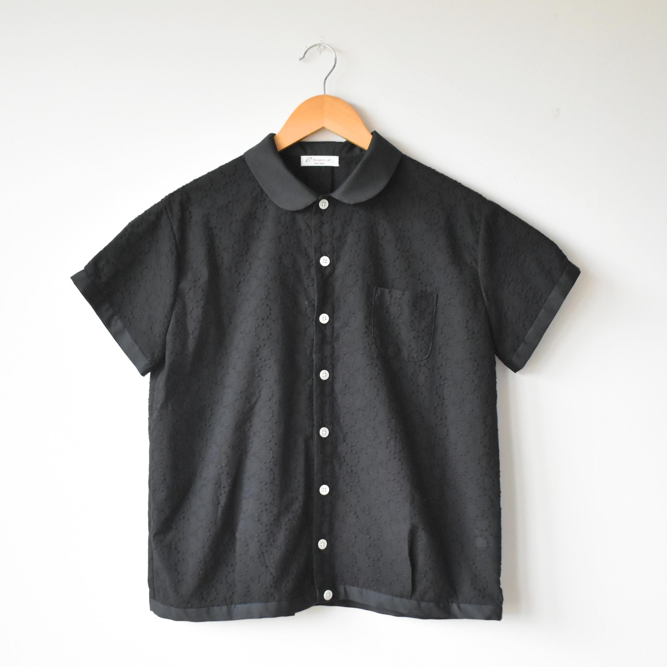 Season off:綿ローンラウンドカラーブラウス