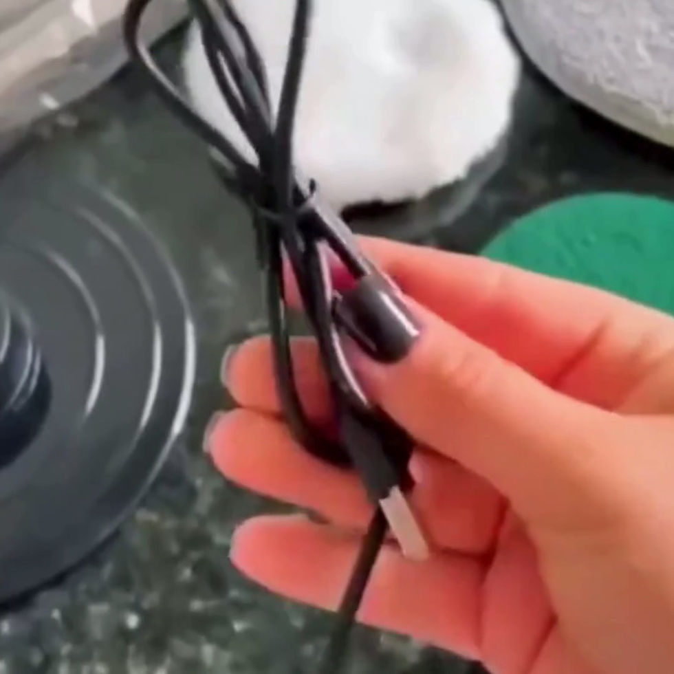 Miniatura: PowerScrub Pro™ – A Escova Elétrica que Faz o Trabalho Pesado por Você
