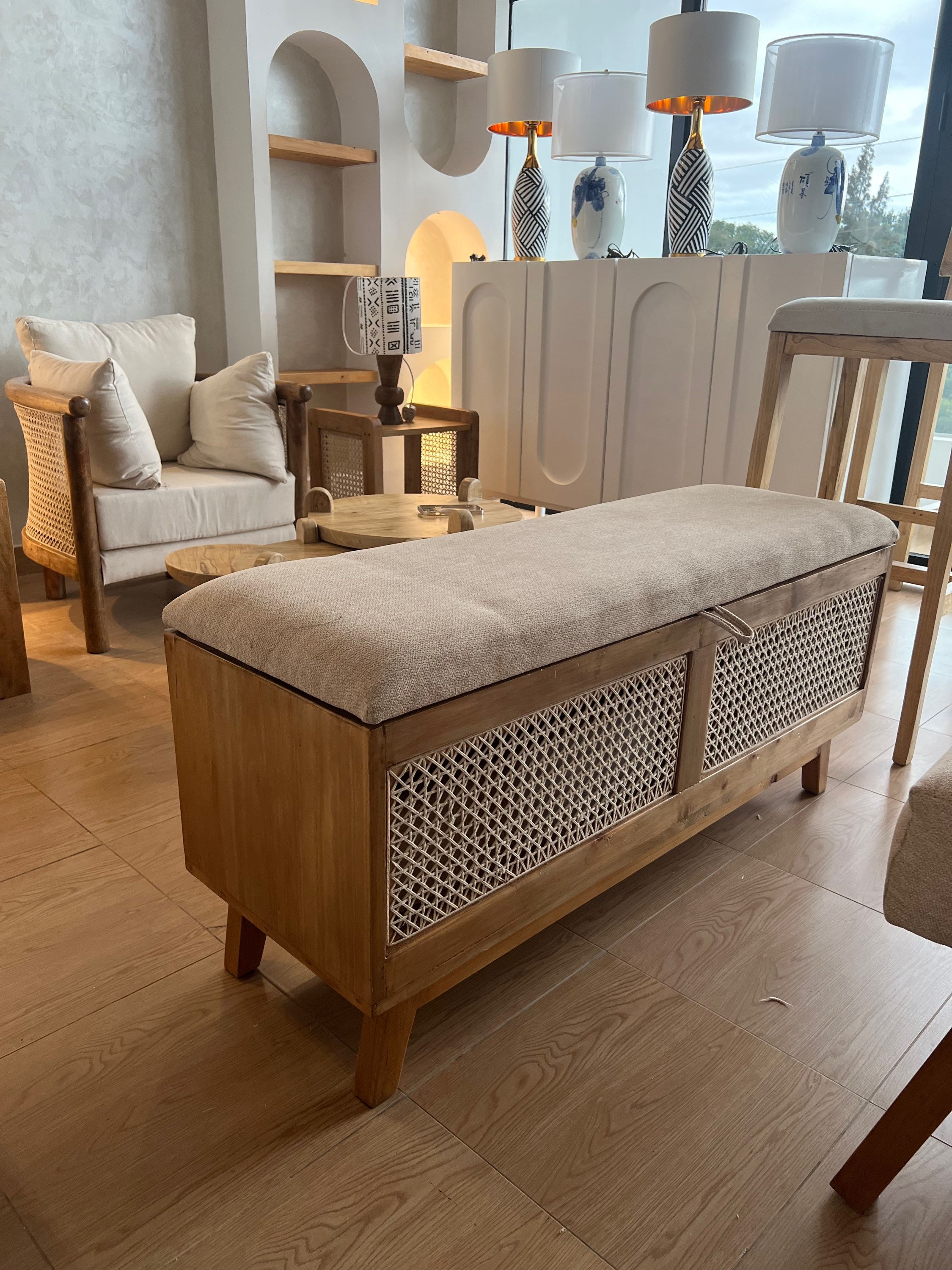  Bahari Multifunctional ottoman 