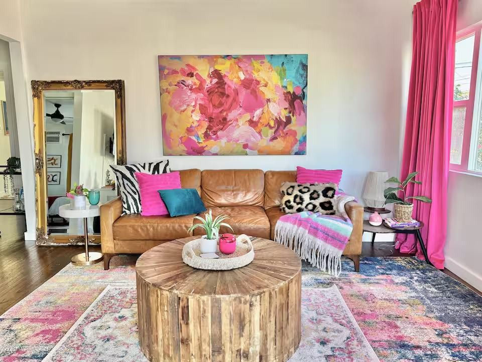 05-living-room-sofa.jpg