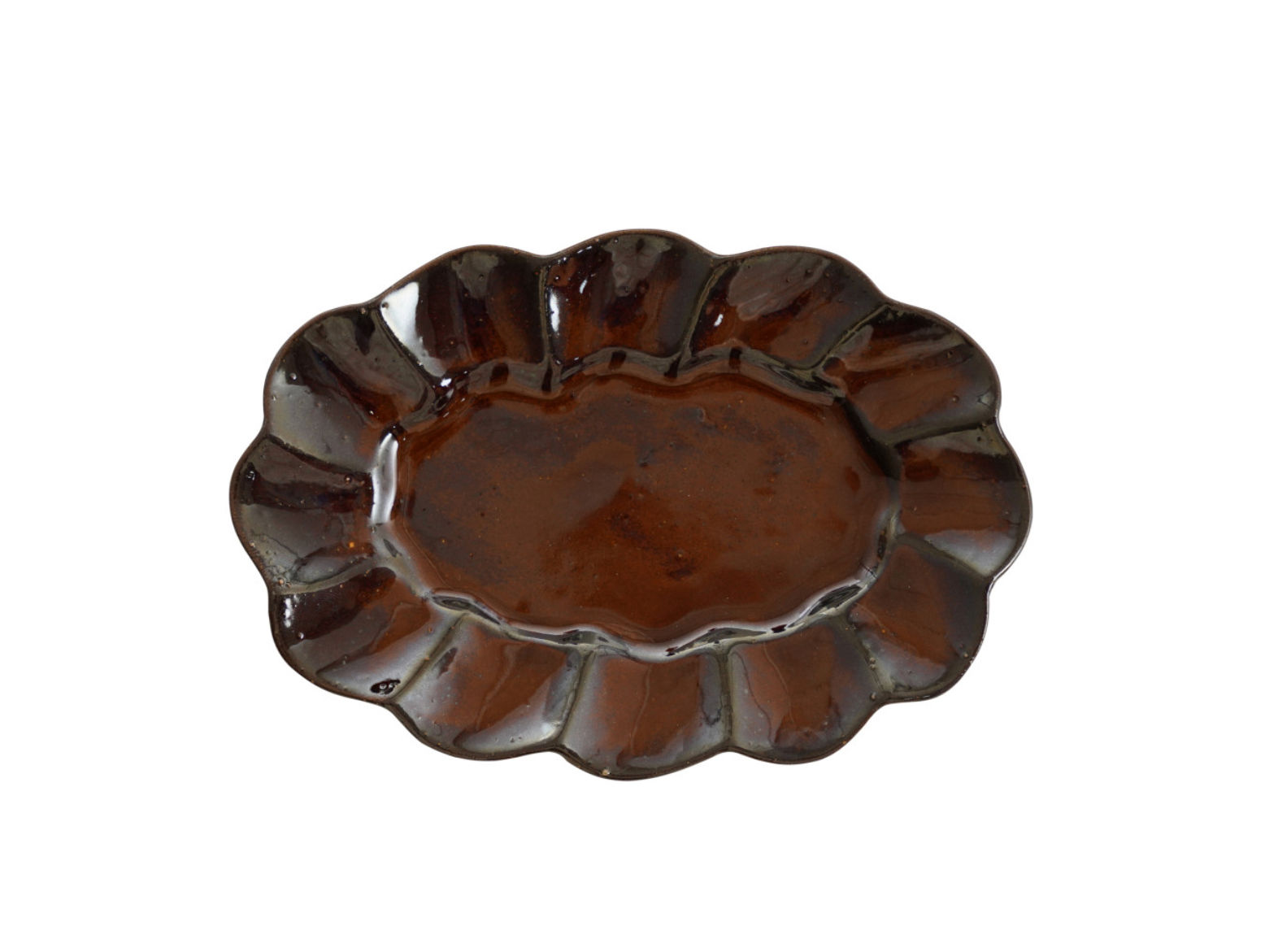 Scalloped Stoneware Plate