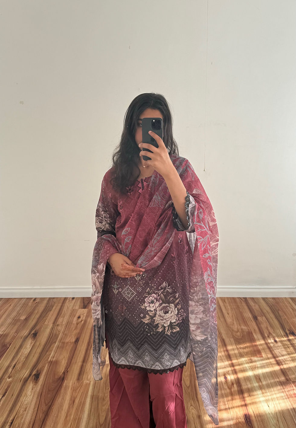 Thumbnail: 3 piece spring blossam Tassel