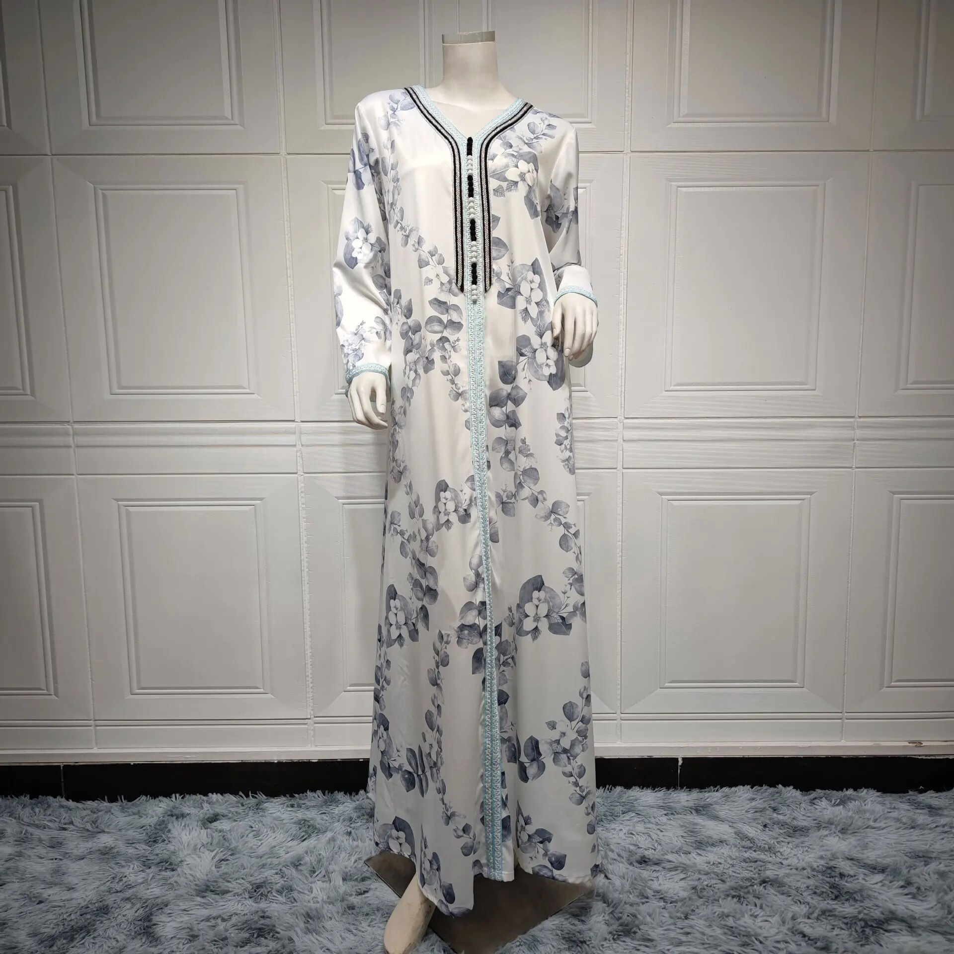 Zara's Floral Print Kaftan: Elegant Islamic Gown