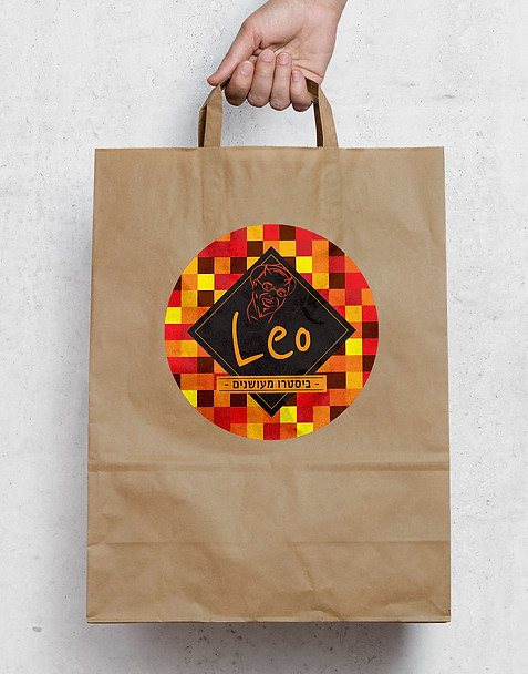 leo_bag_mockup.jpg