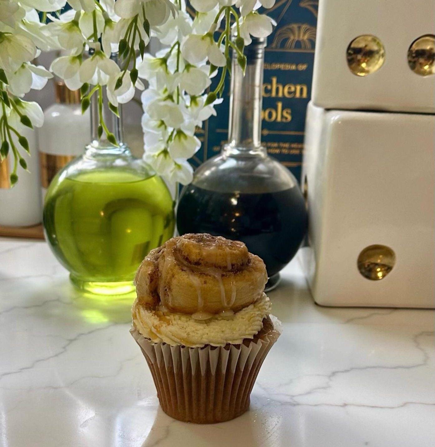 1/2 dz. Cinnamon Bun Cupcakes