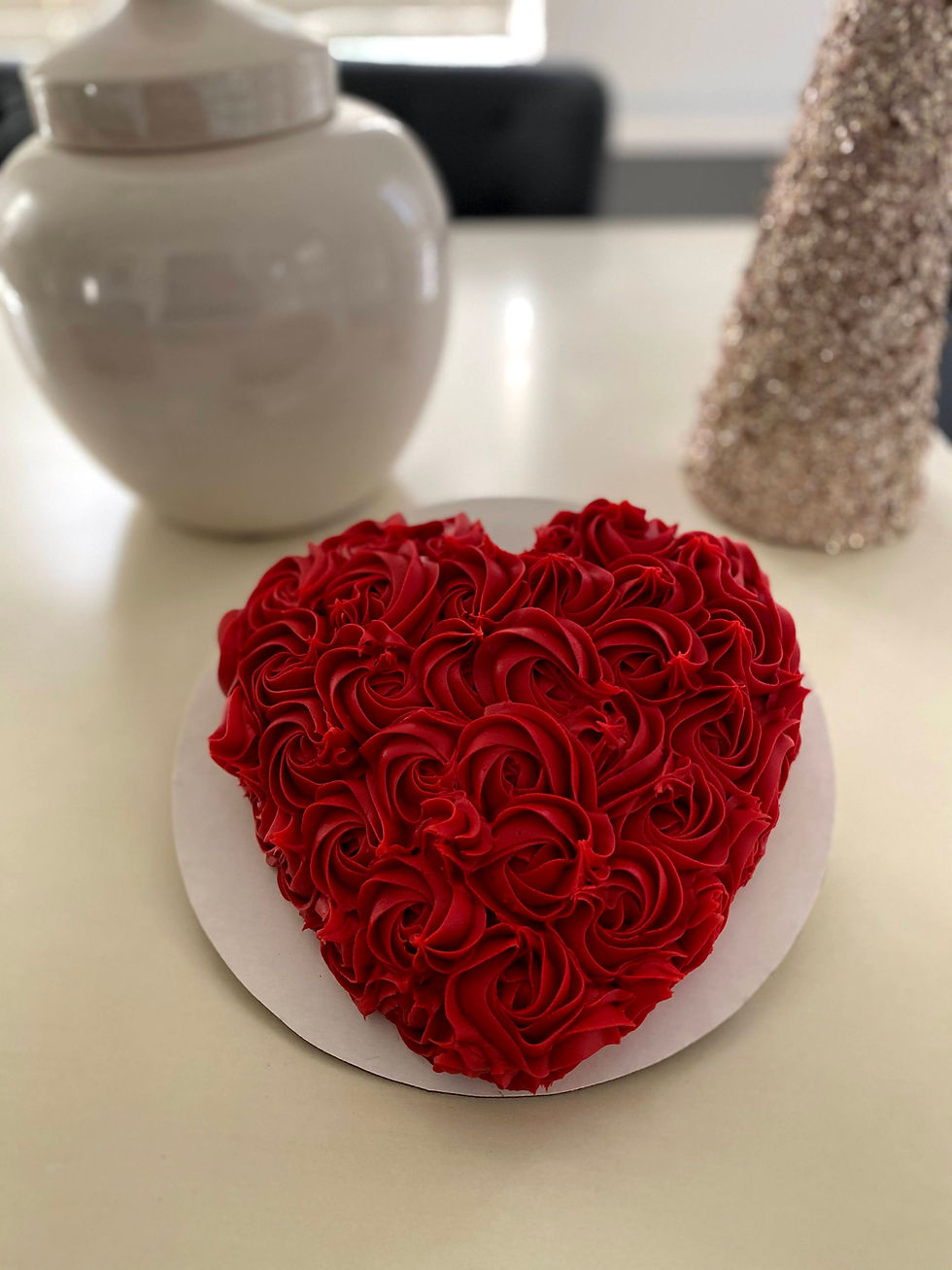 Thumbnail: Edible Roses Cake