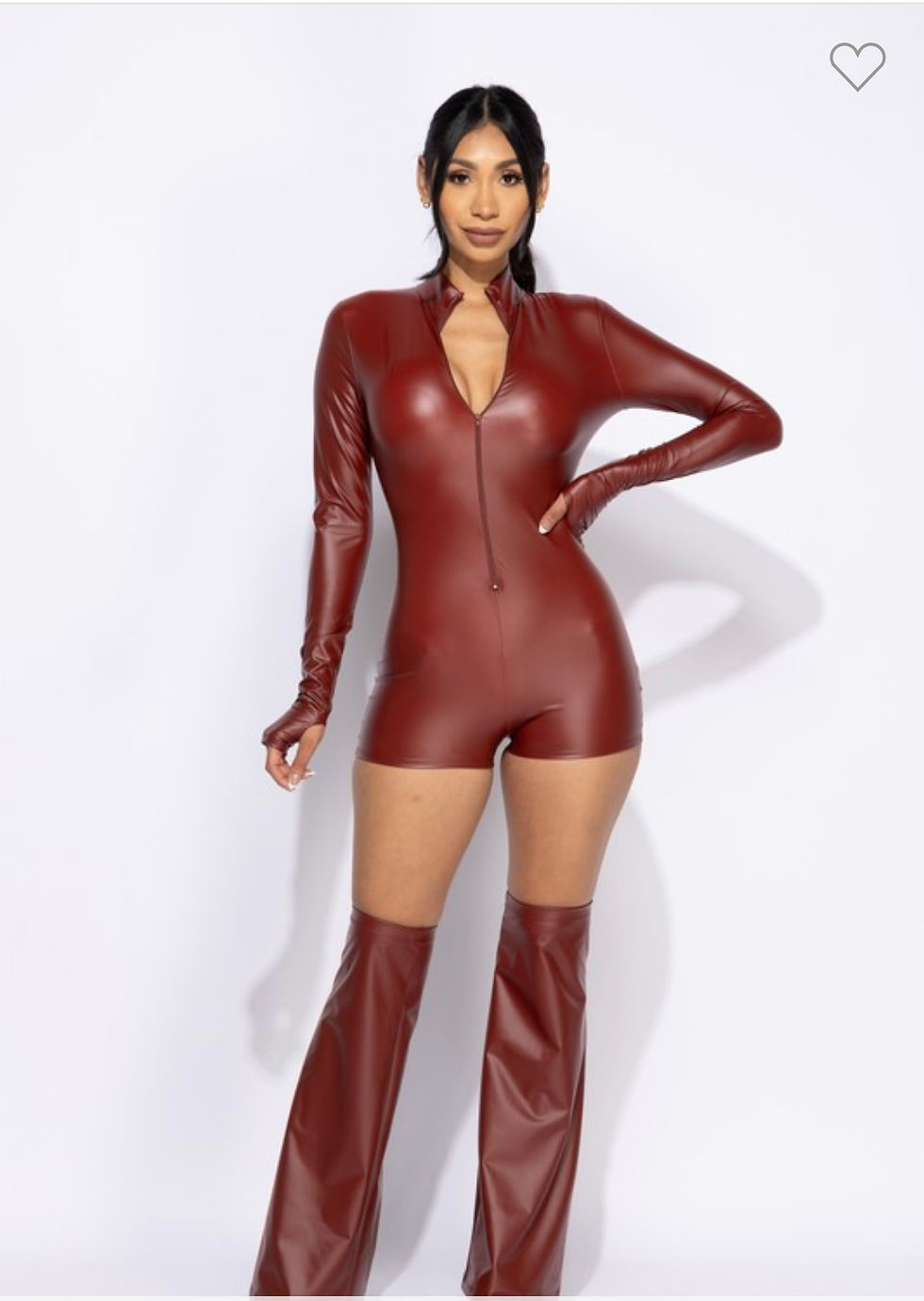 Thumbnail: Amara Set