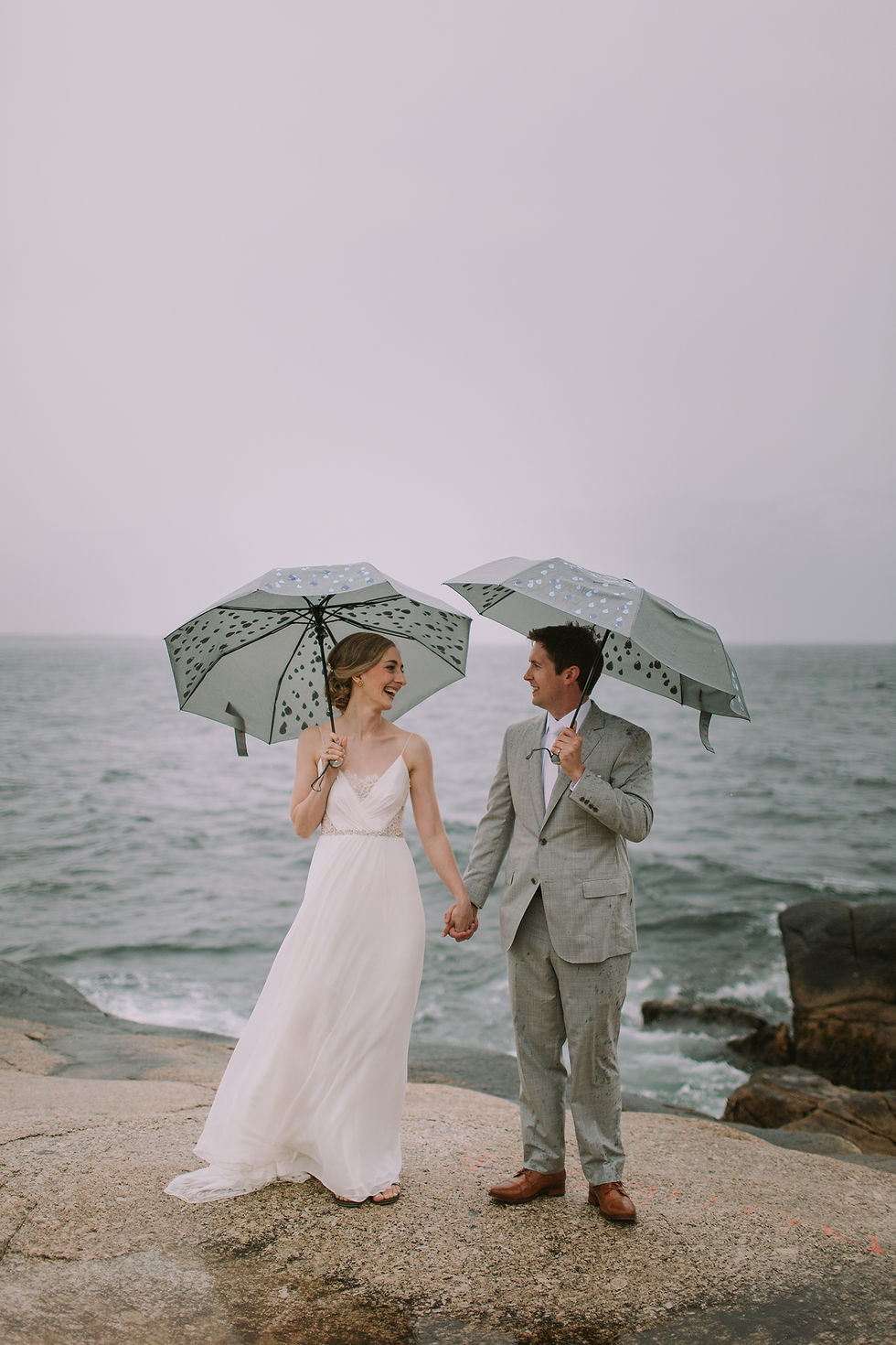 Wedding Photos in the Rain