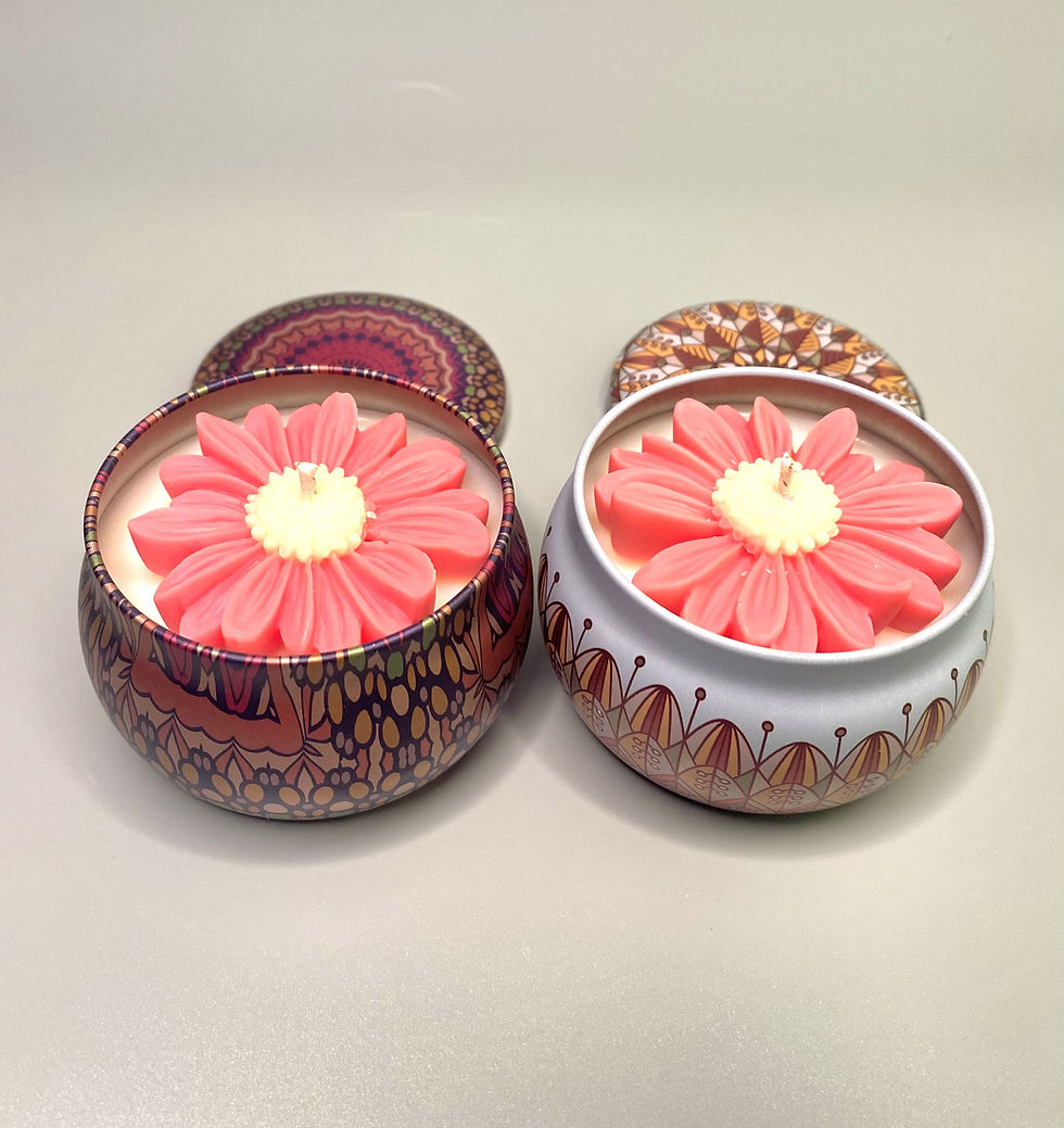 Thumbnail: Daisy 5 oz. Tin Candle