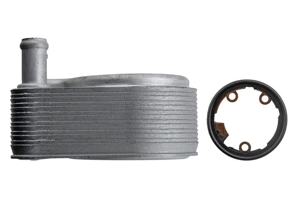 Thumbnail: NTY OIL COOLER FOR CHRYSLER VOYAGER 00- JEEP CHEROKEE 01- CCL-CH-003
