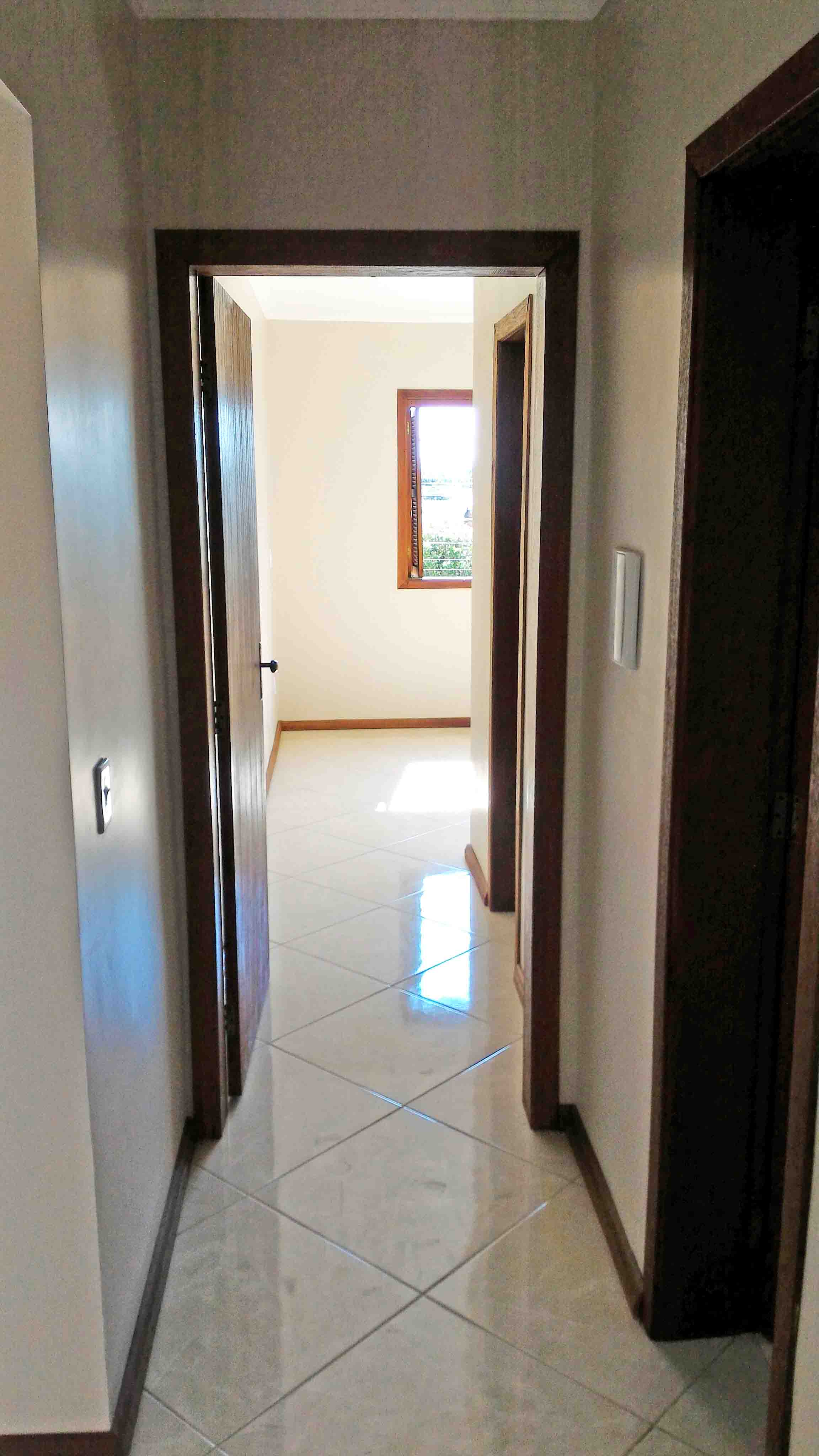 Ap201-corredor-suite-casal