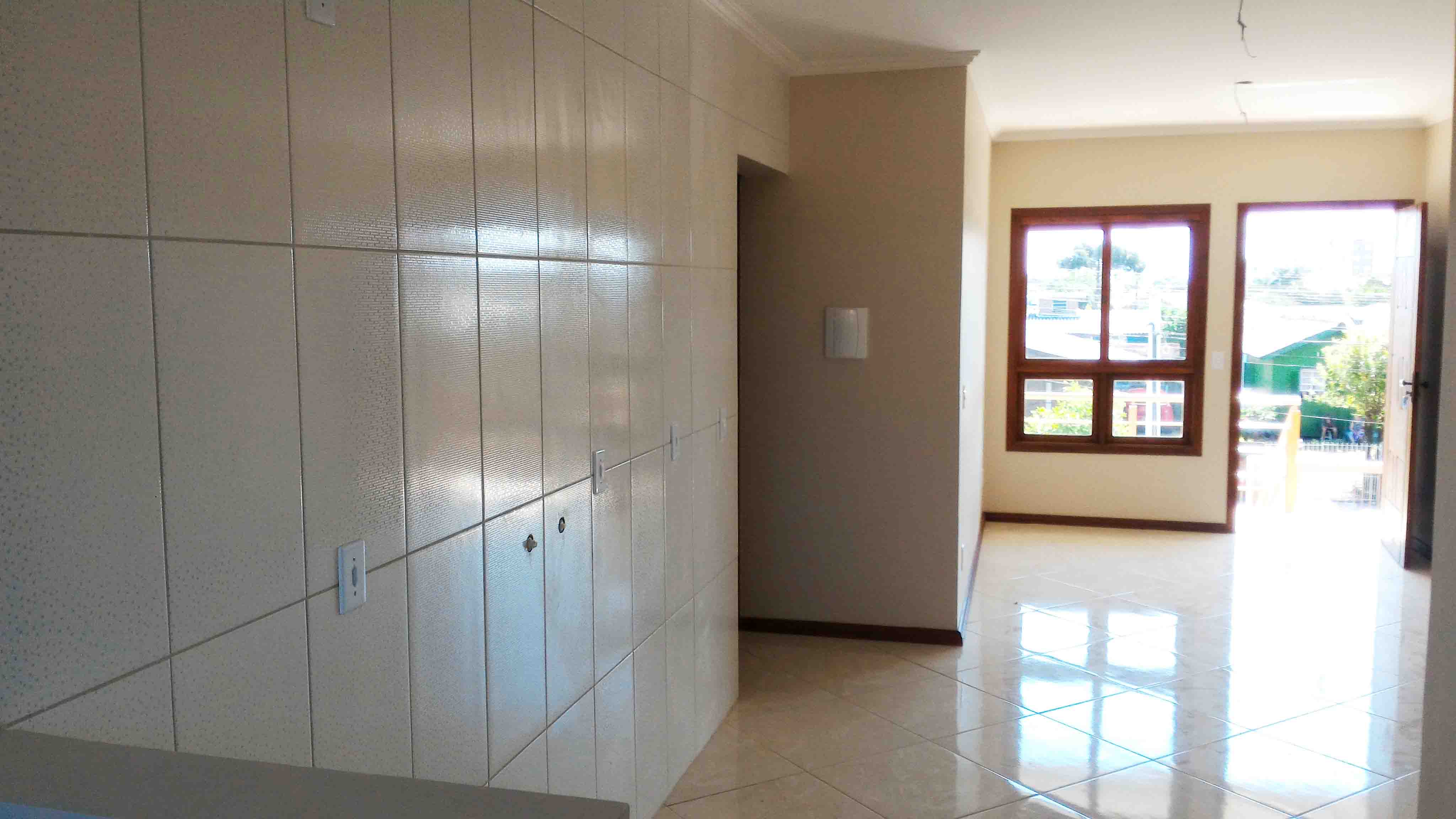 Ap202-cozinha-vista-da-area-de-servico