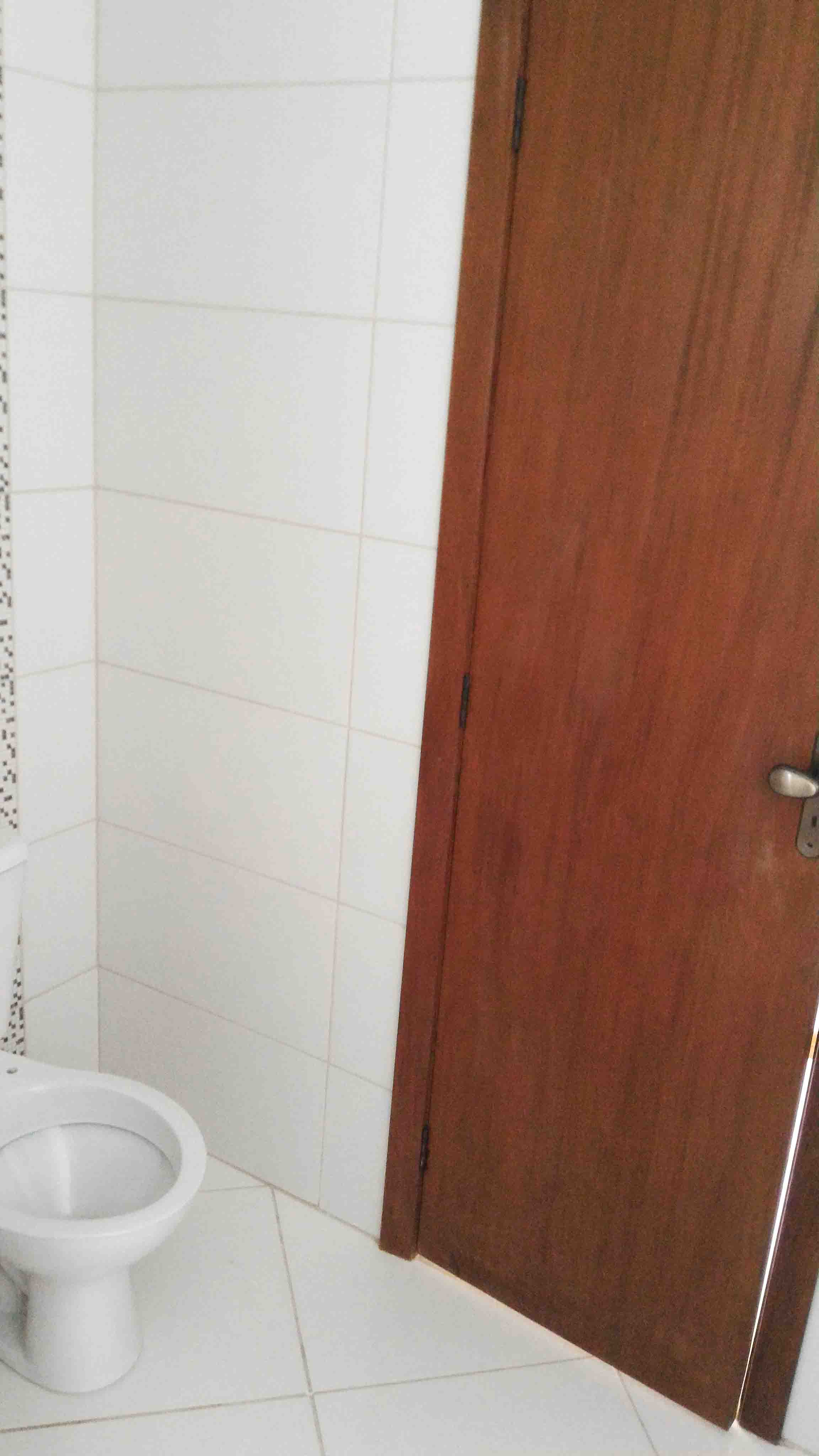 Ap201-vaso-porta-banheiro-suite