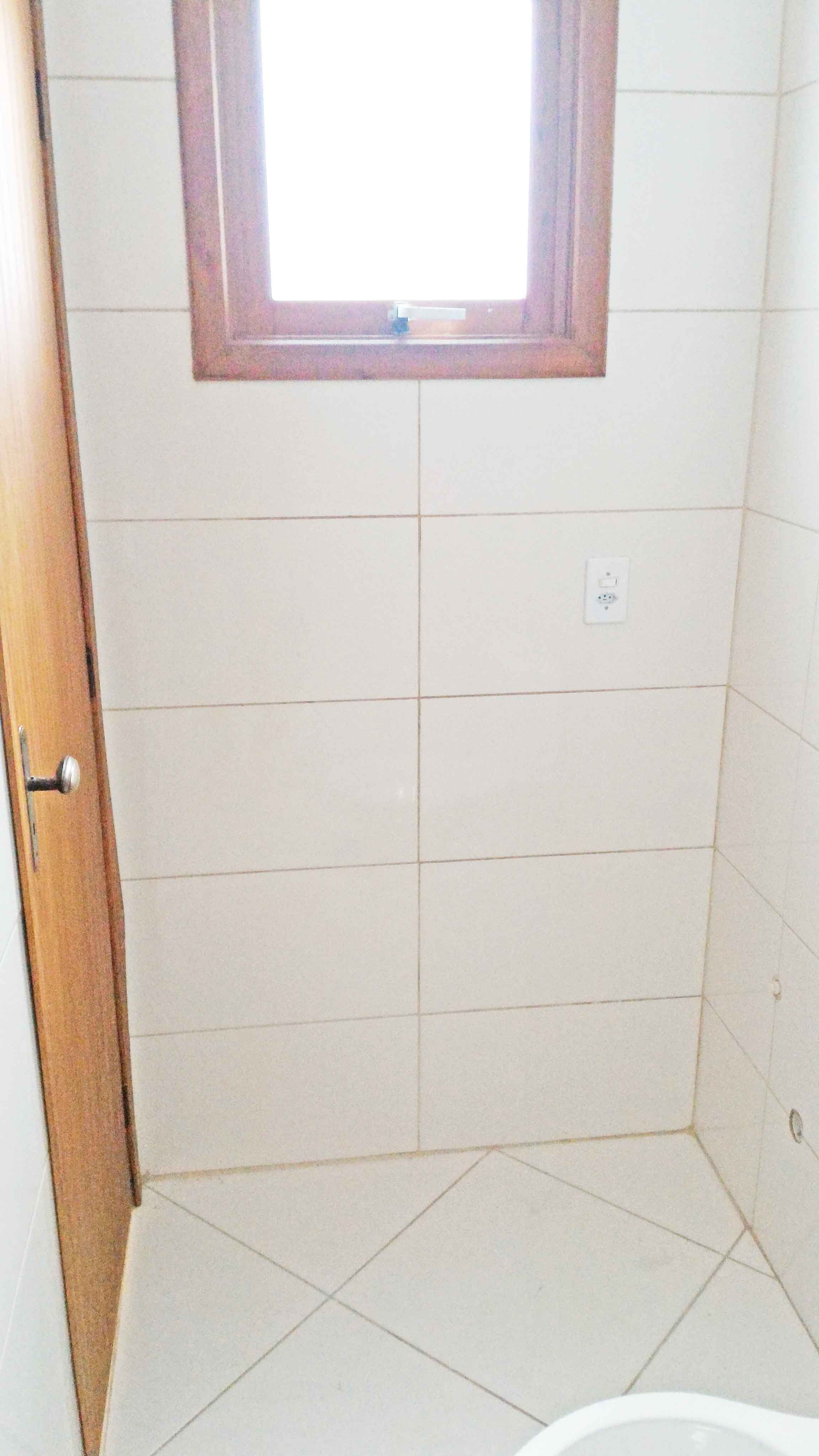 Ap202-porta-do-banheiro
