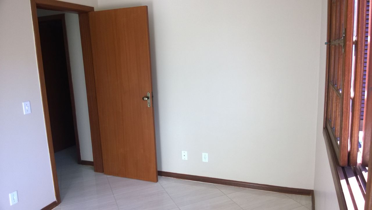 Quarto de solteiro ou home-office