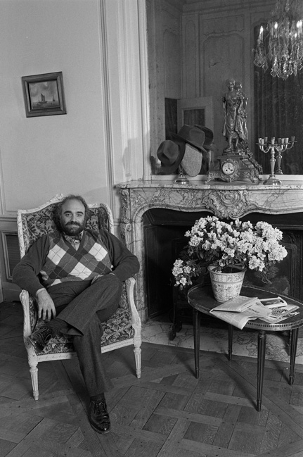 Demis ROUSSOS