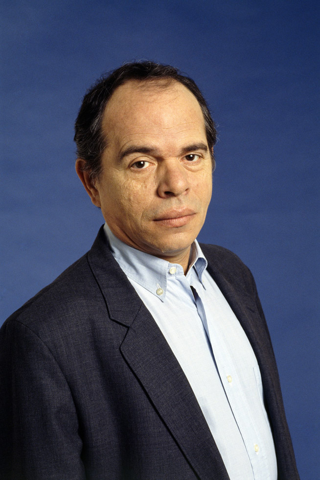 Ticky HOLGADO