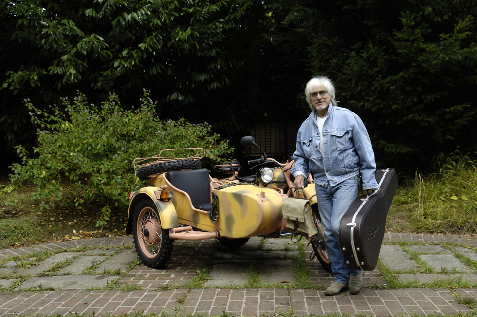 Hugues AUFRAY