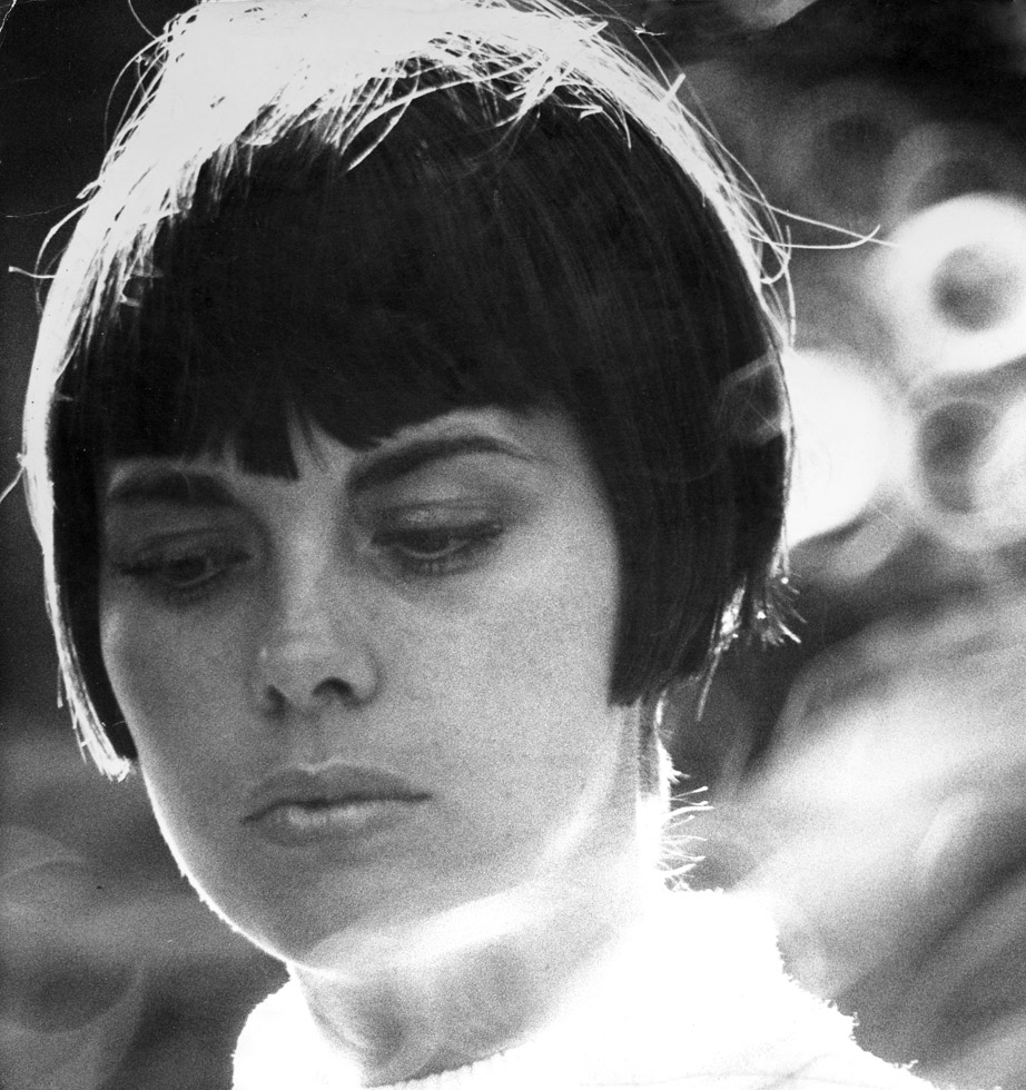 Mireille MATHIEU