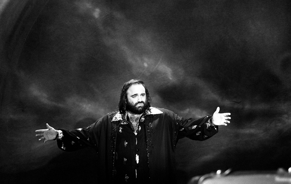 Demis ROUSSOS