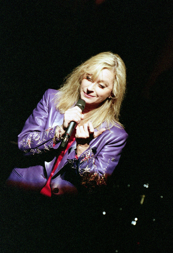 Véronique SANSON