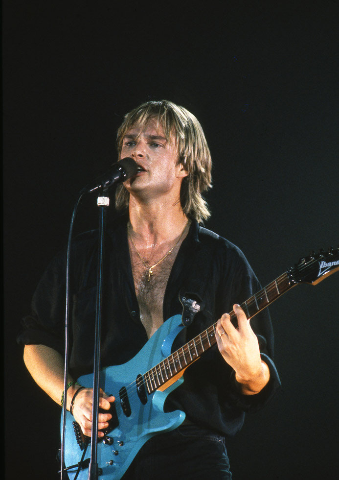 David HALLYDAY