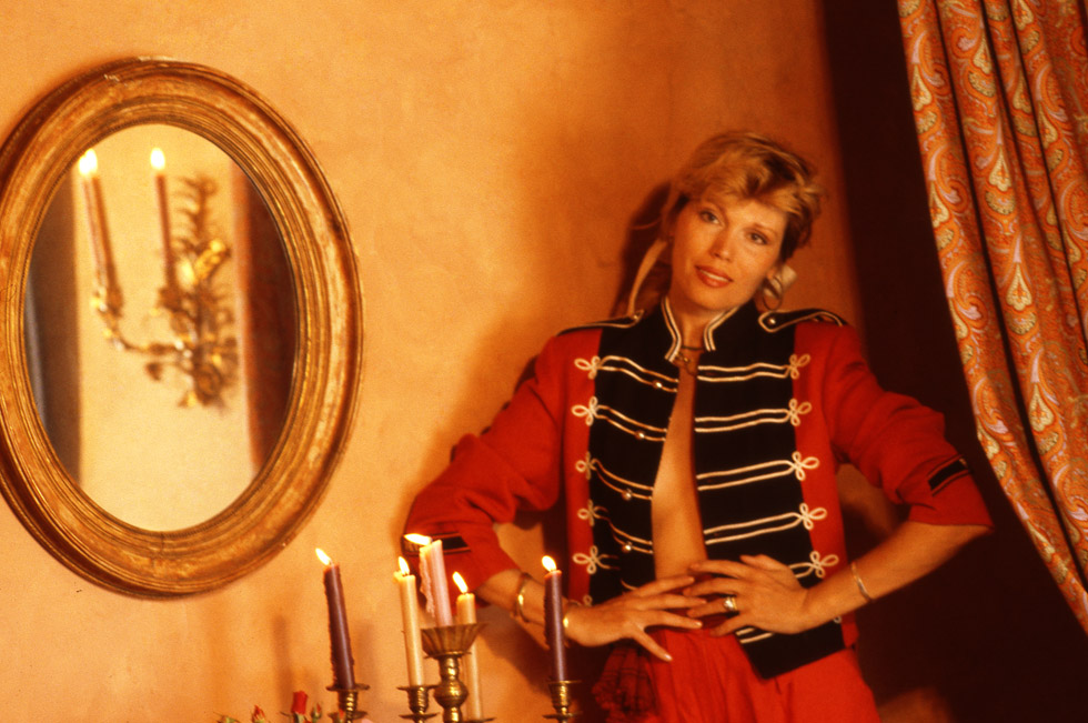 Amanda LEAR