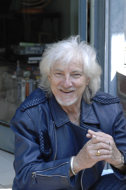 Hugues AUFRAY