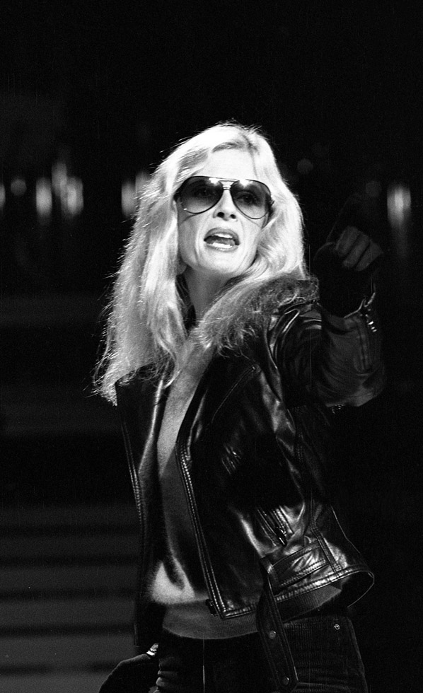 Kim CARNES