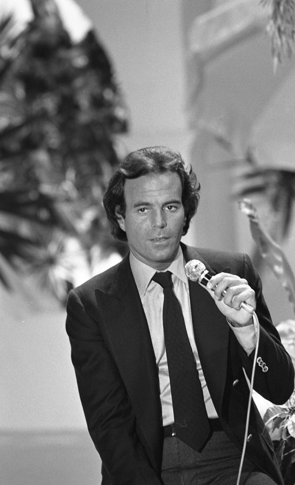 Tony Frank | Julio IGLESIAS, 15043