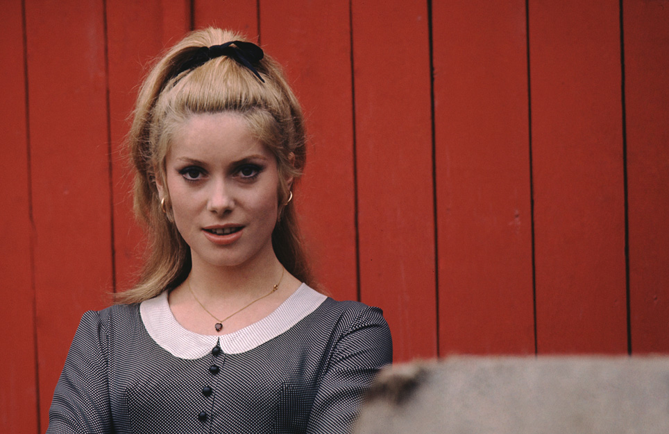 Catherine DENEUVE