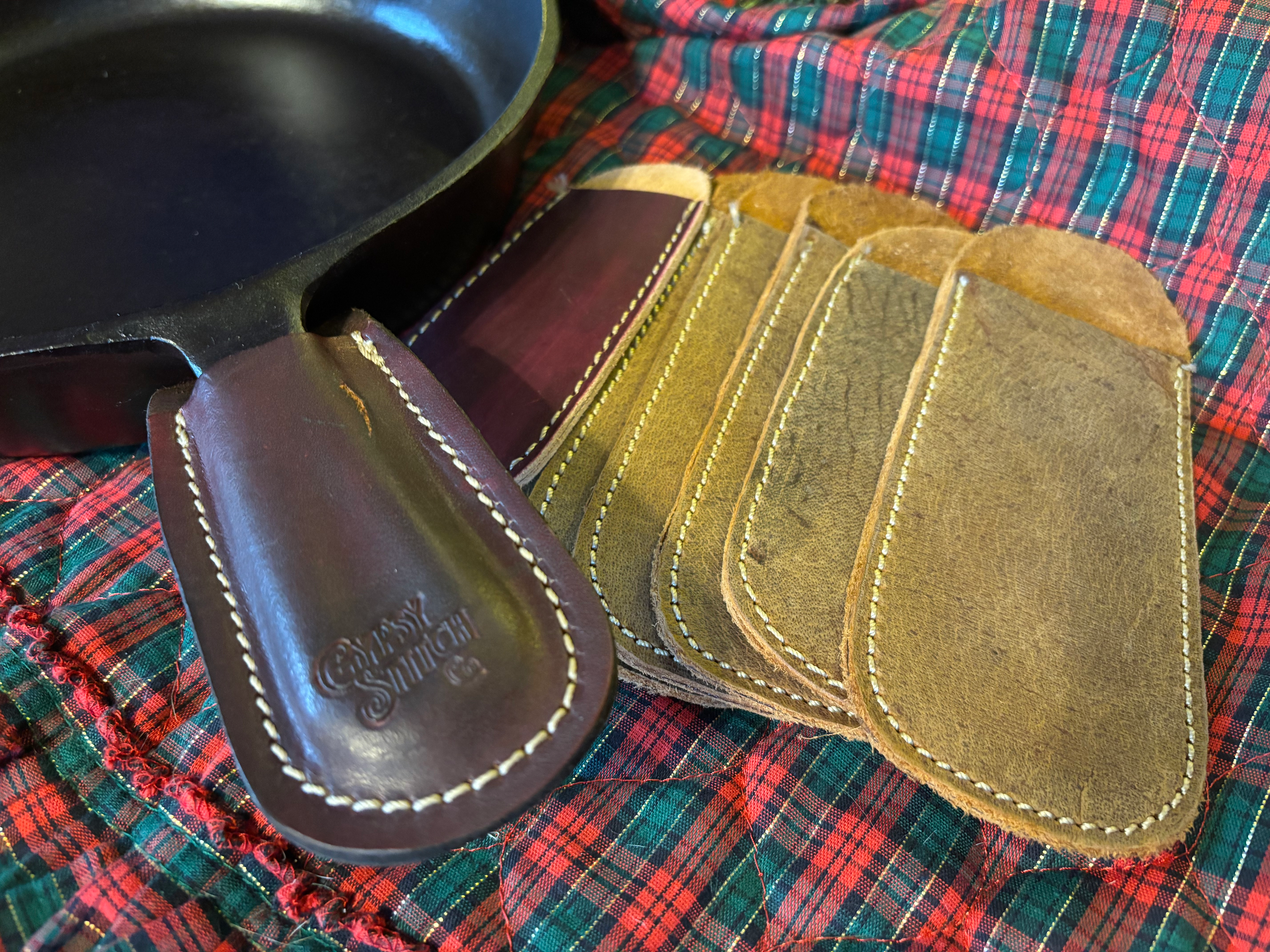 Custom Skillet Holder