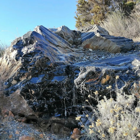 J - 195 : How Obsidian Glass Stratified Society