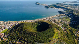 J - 114 : Did Monte Nuovo found modern Geology? 