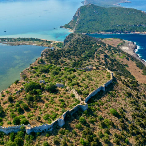 I + 19 : A Castle for Franks, Venetians, Genovese, Ottomans, Egyptians and Rebels