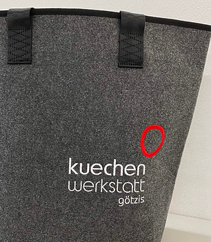 bestickte Tasche