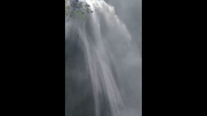 Lluvias en Nuevo León reviven cascada ‘Cola de Caballo’ y regresa la esperanza